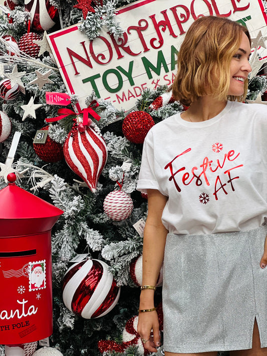 FESTIVE AF TEE