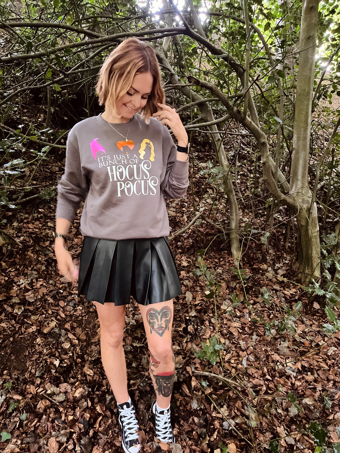 HOCUS POCUS HALLOWEEN SWEATER