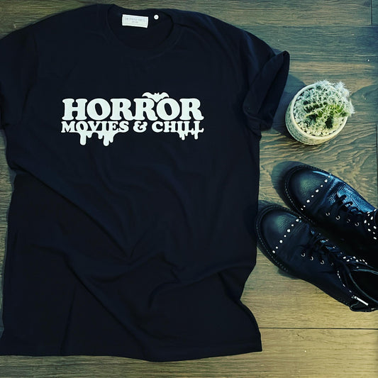 HORROR MOVIES & CHILL TEE